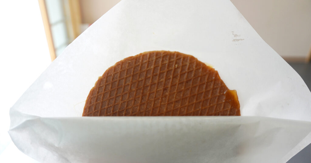 ストロープワッフル(450円)」