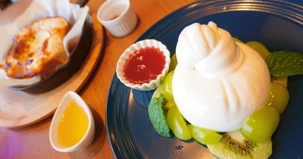 ブラッター&季節のフルーツとチーズばあむ